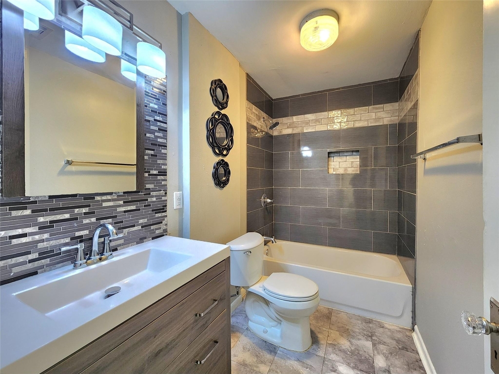 6306 Stillman Street - Photo 5