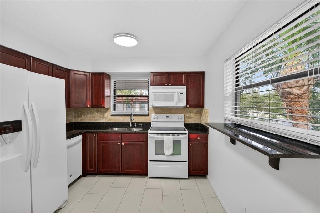484 Santa Cruz Place Ne - Photo 5