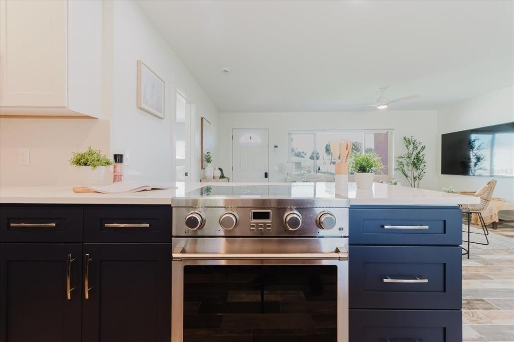 411 87th Avenue - Photo 15