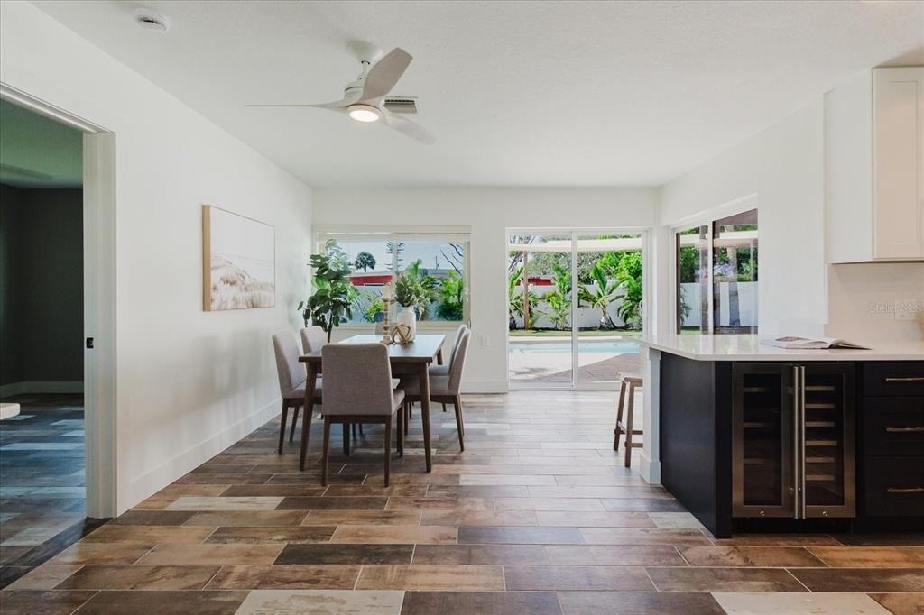 411 87th Avenue - Photo 8