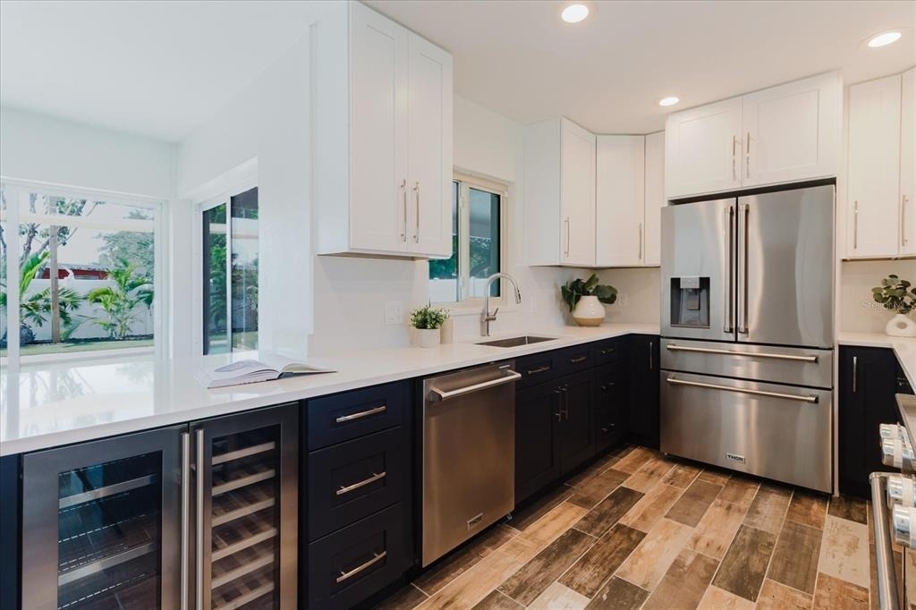 411 87th Avenue - Photo 14