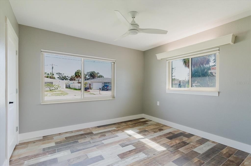 411 87th Avenue - Photo 27