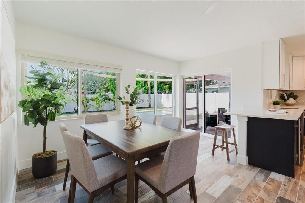 411 87th Avenue - Photo 17