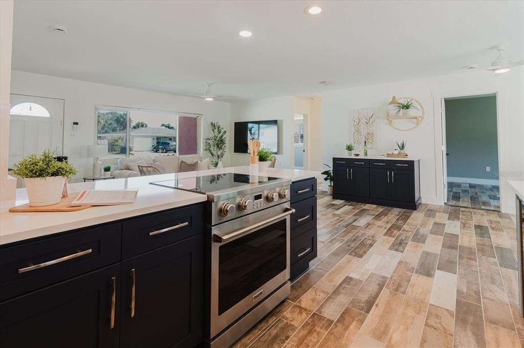 411 87th Avenue - Photo 12
