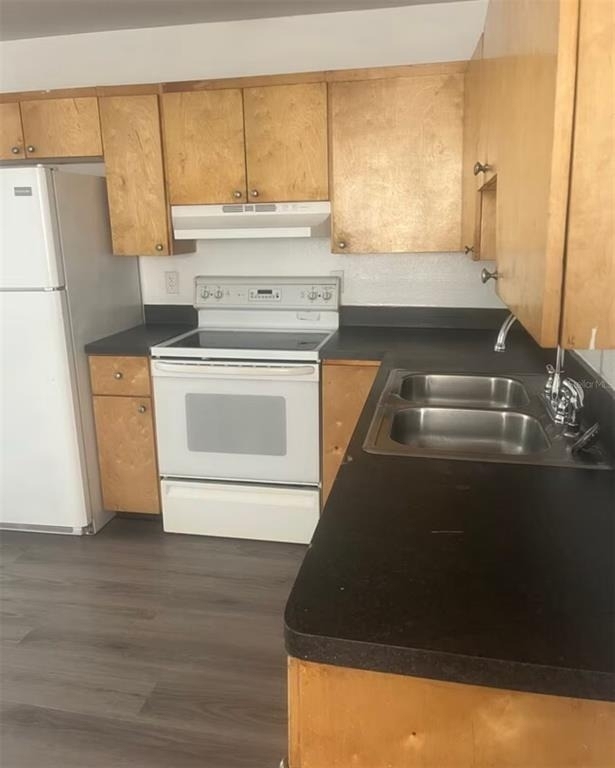 6806 Thomas Circle - Photo 1