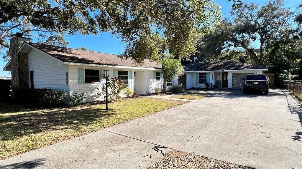 10548 86th Avenue N - Photo 3