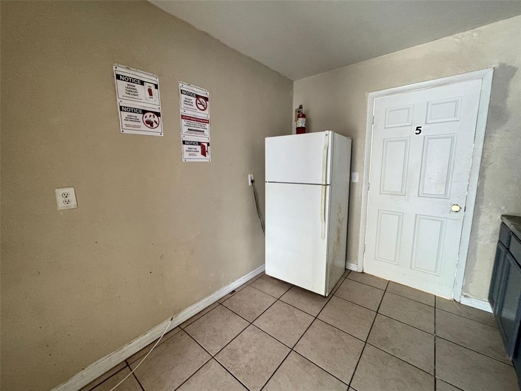 1209 Carlsbad Place - Photo 7
