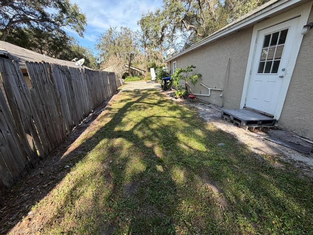 224 10th Avenue - Photo 13