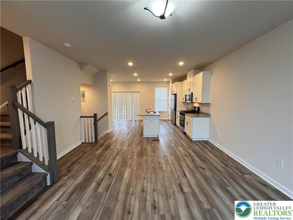 7634 Clayton Avenue - Photo 8