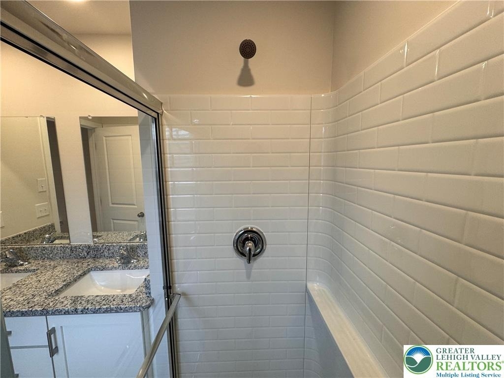 7634 Clayton Avenue - Photo 17