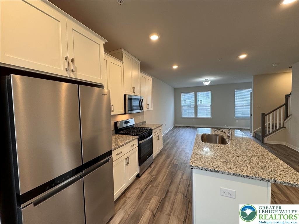 7634 Clayton Avenue - Photo 10