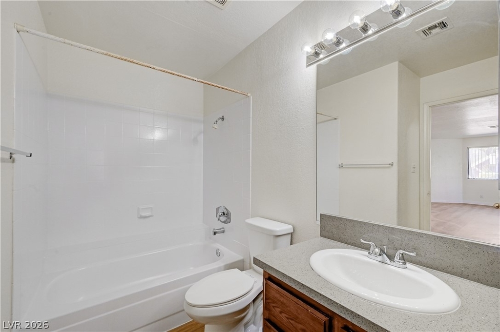 5018 S Rainbow Boulevard - Photo 14