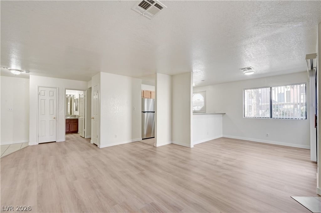 5018 S Rainbow Boulevard - Photo 22