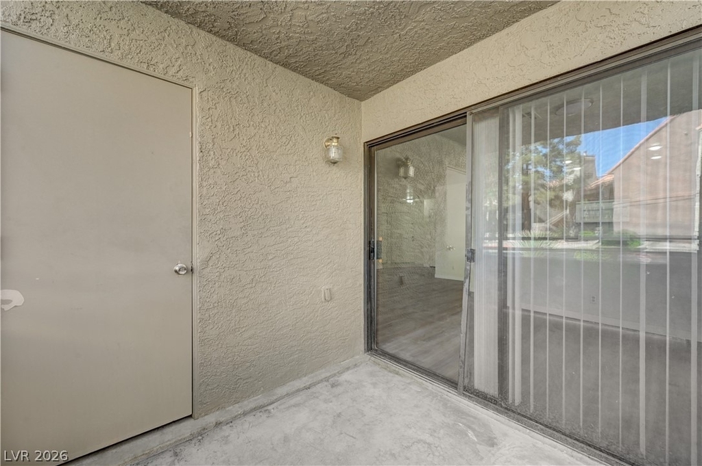 5018 S Rainbow Boulevard - Photo 27