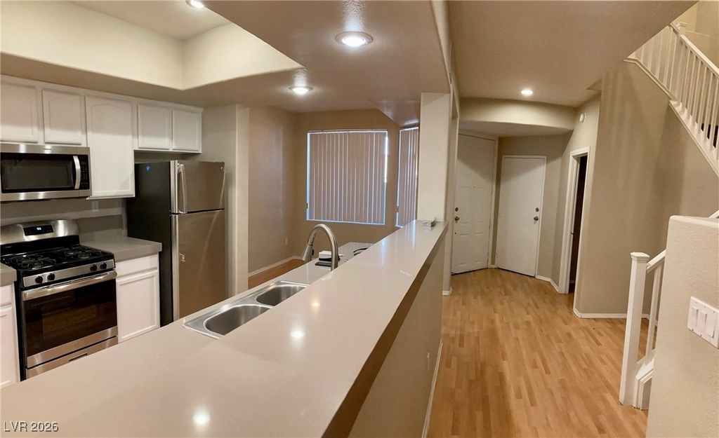 656 Peachy Canyon Circle - Photo 4