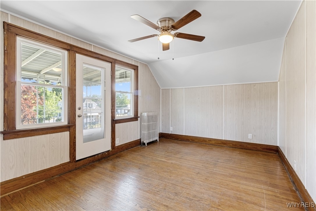 71 Gerald Avenue - Photo 3