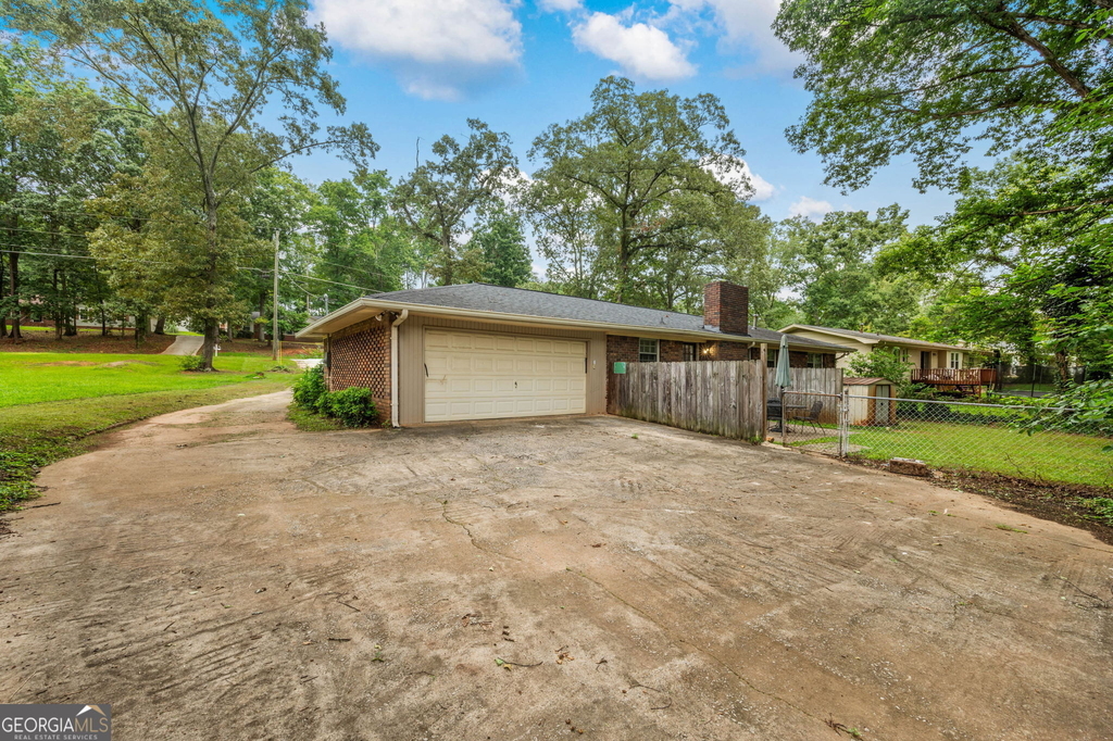 4839 Lehigh Drive - Photo 4