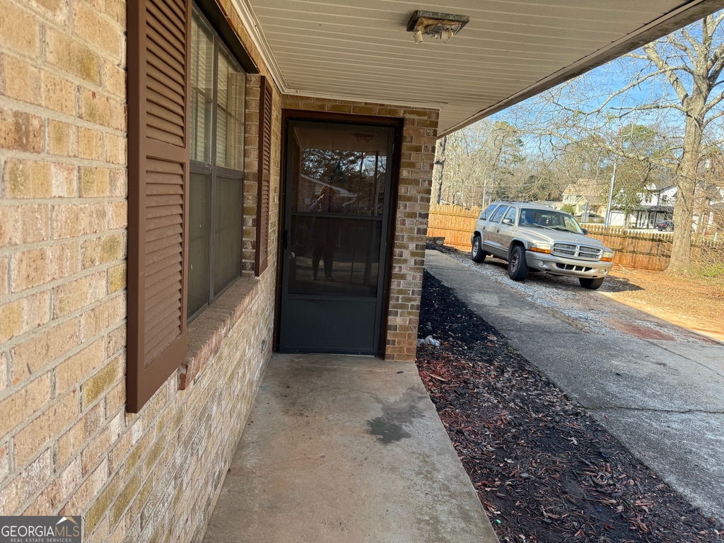 1085 Eastview Road Ne - Photo 10