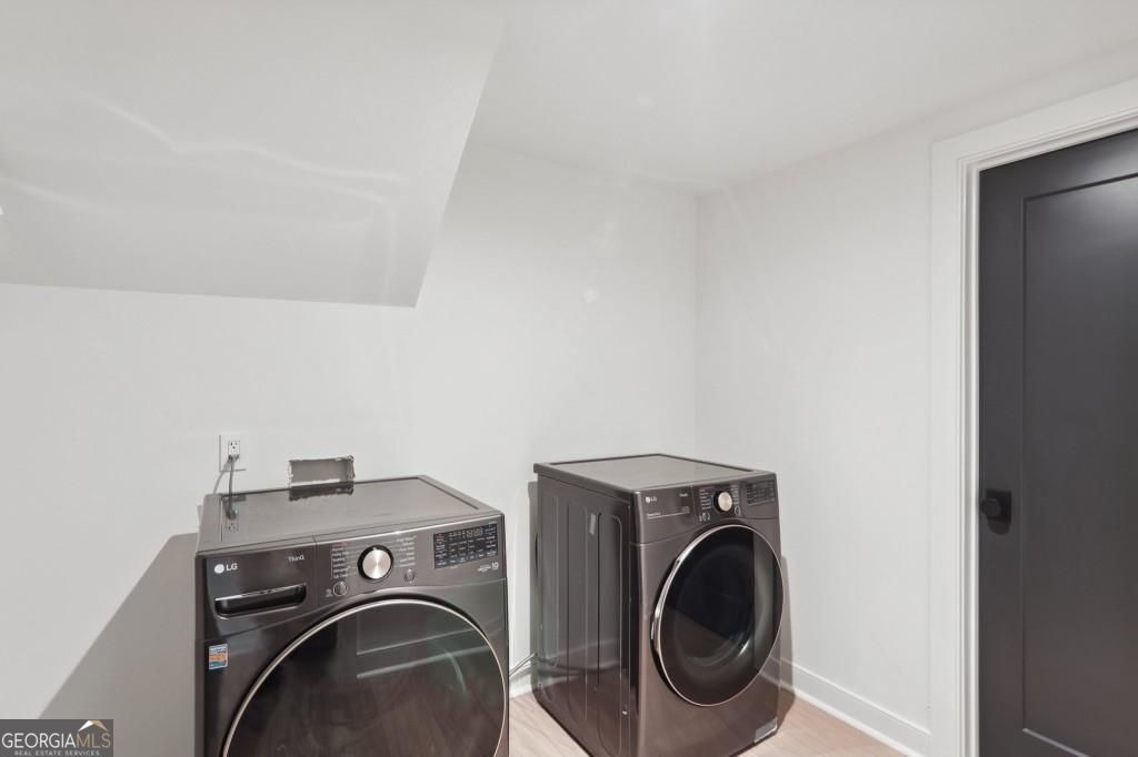 1007 Somerset Drive Nw - Photo 19
