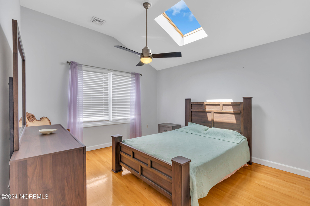 117 Harding Avenue - Photo 15