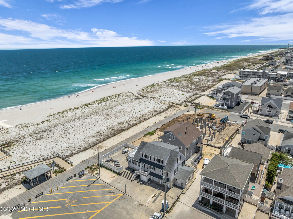 2400 Ocean Front - Photo 25