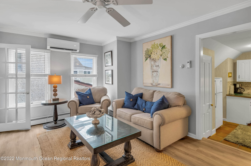 512 Main Avenue - Photo 1