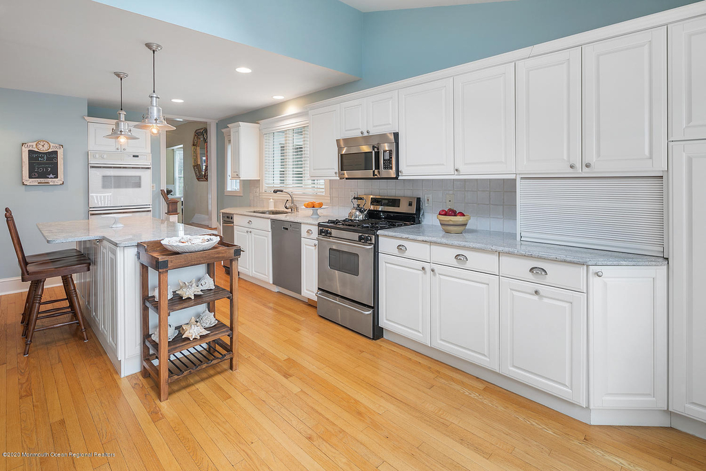 408 Tuttle Avenue - Photo 16
