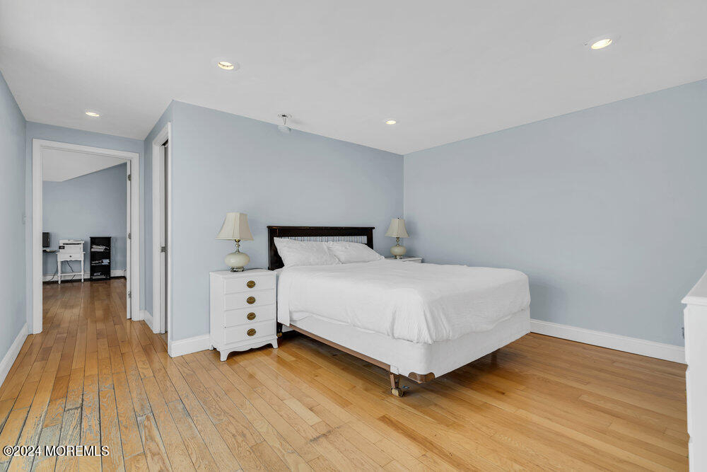 305 North Boulevard - Photo 15