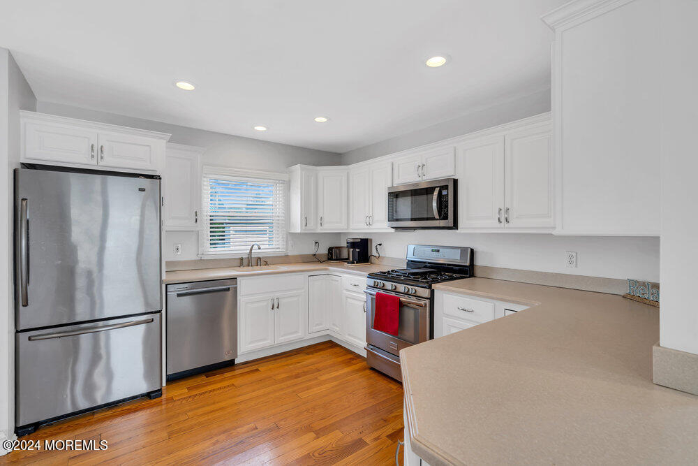 305 North Boulevard - Photo 5