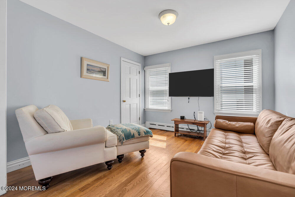 305 North Boulevard - Photo 8
