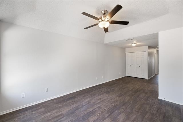 2540 Avenue H - Photo 3