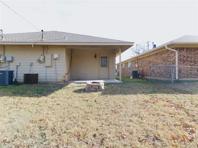 2214 Bernard Street - Photo 15