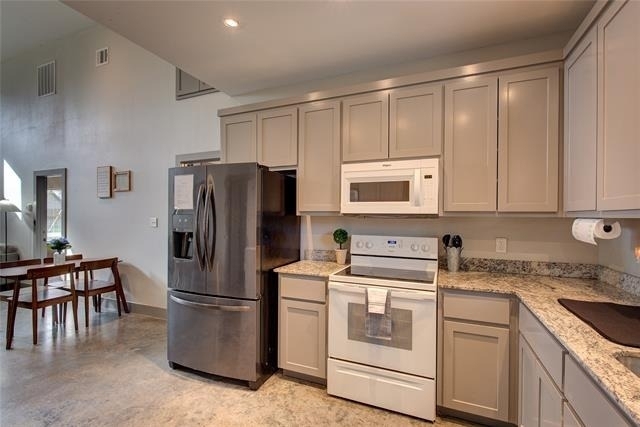 600 Maple Street - Photo 11