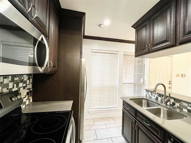 1450 Meadowood Village Drive - Photo 3
