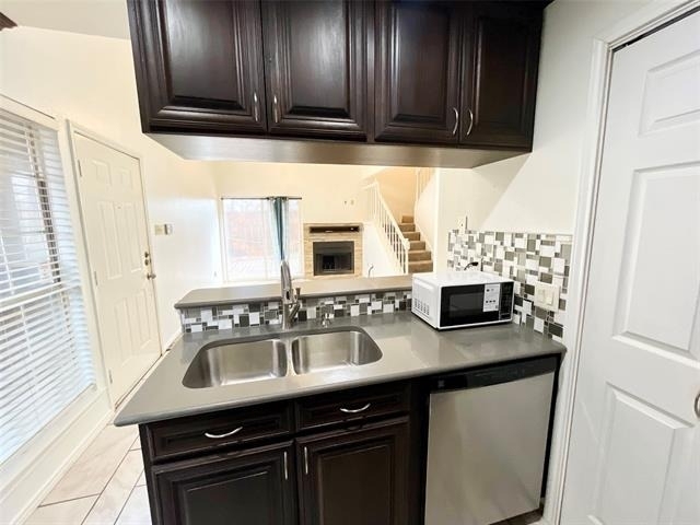 1450 Meadowood Village Drive - Photo 4
