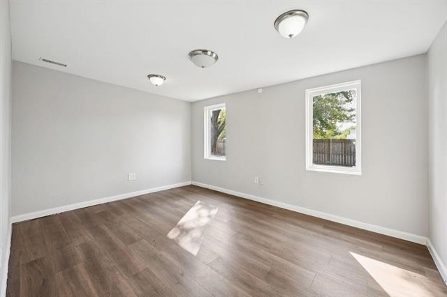 2801 Clearbrook Drive - Photo 12
