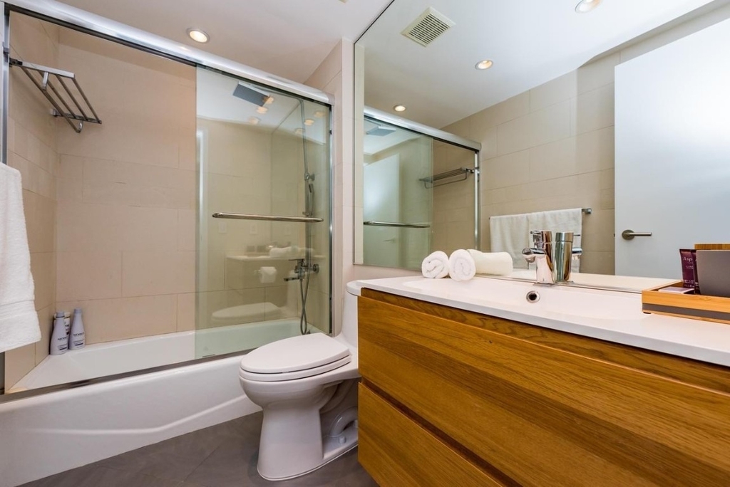 9595 Collins Avenue - Photo 30