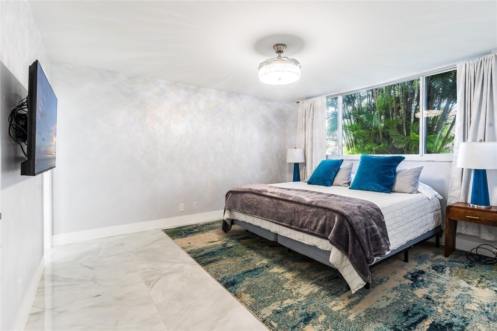 9523 S Hollybrook Lake Drive - Photo 17