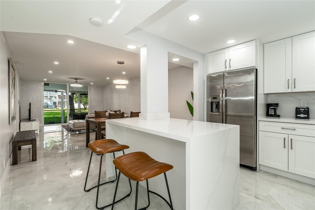 9523 S Hollybrook Lake Drive - Photo 11