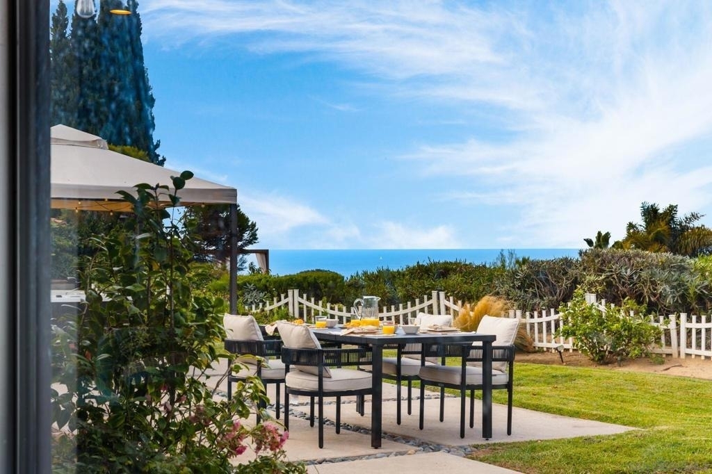 7806 Via Capri - Photo 8
