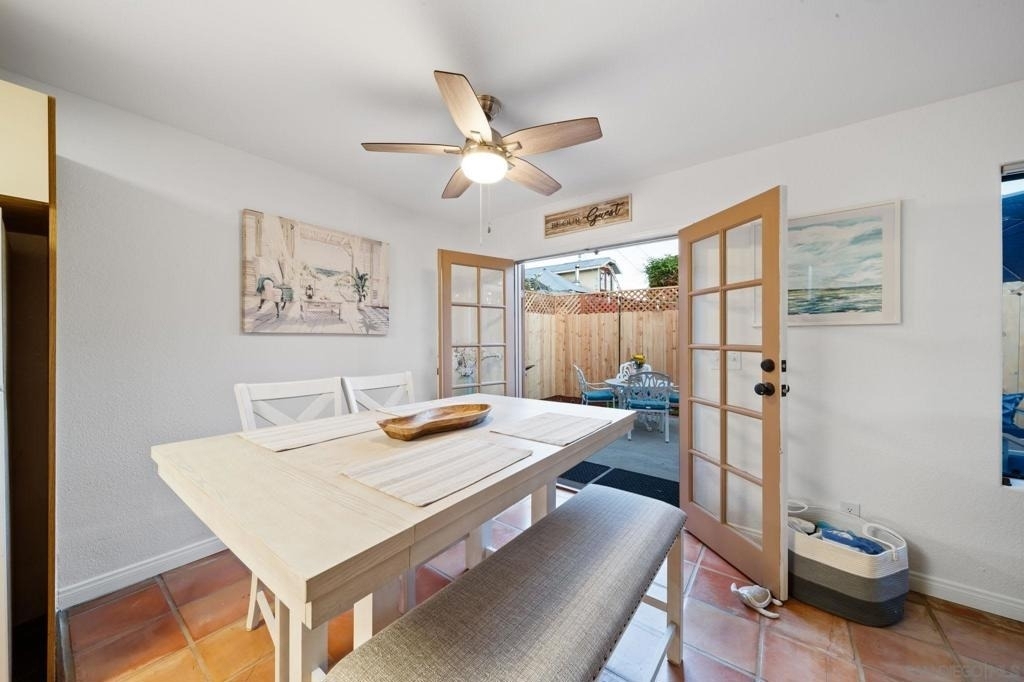 721 Glenview - Photo 3