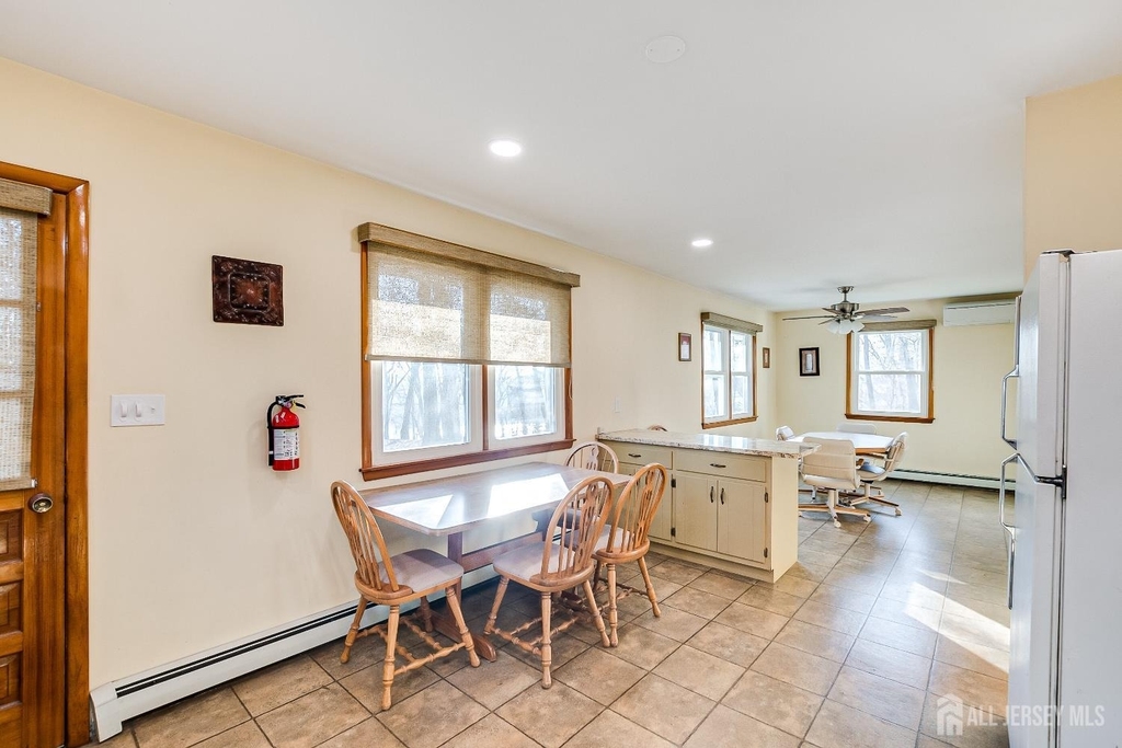 92 Coleman Street - Photo 12