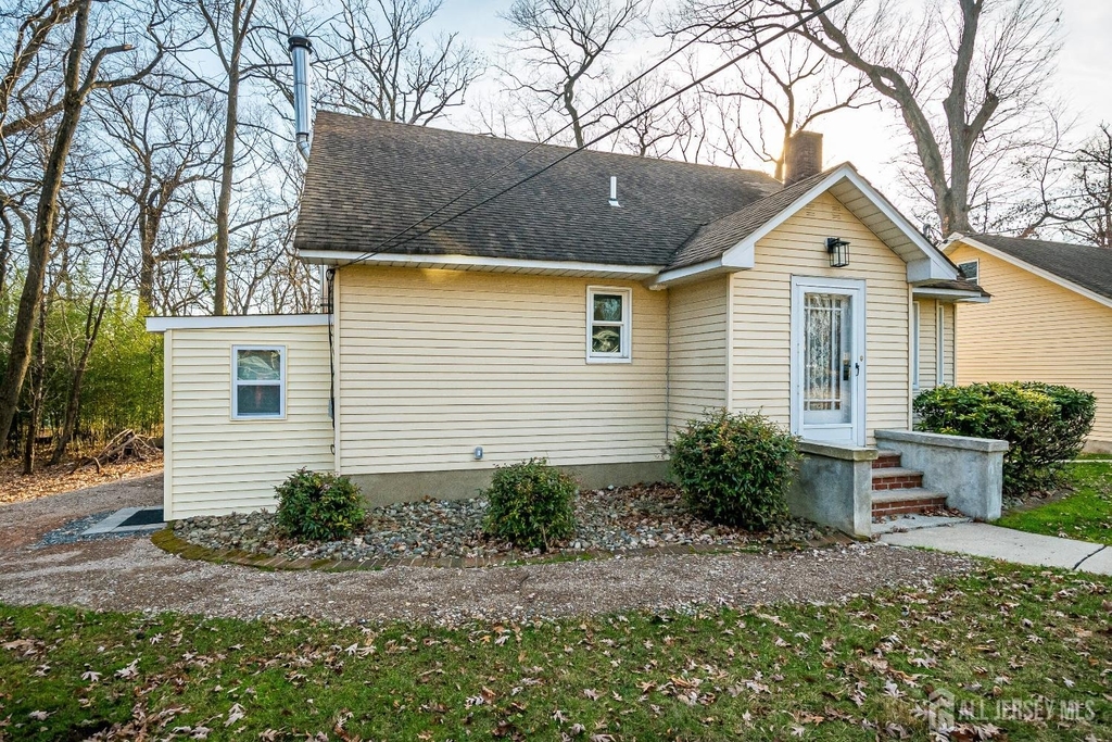 92 Coleman Street - Photo 2