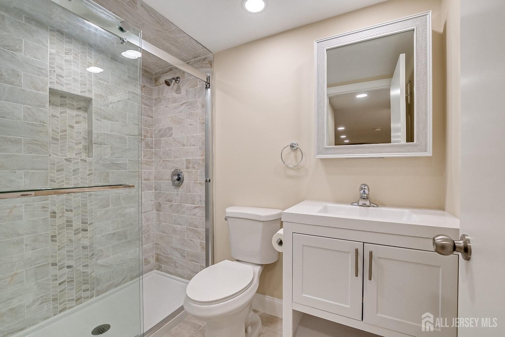 92 Coleman Street - Photo 29
