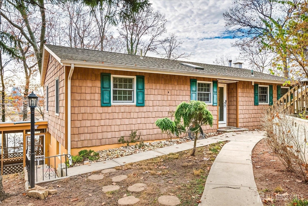 23 Cardownie Street - Photo 1