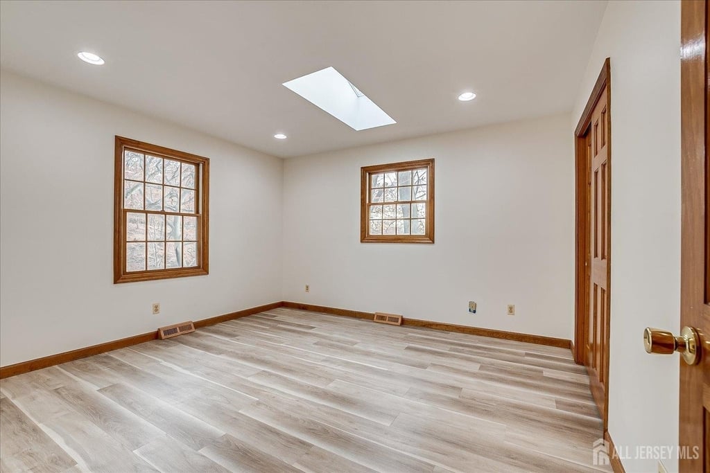 23 Cardownie Street - Photo 16