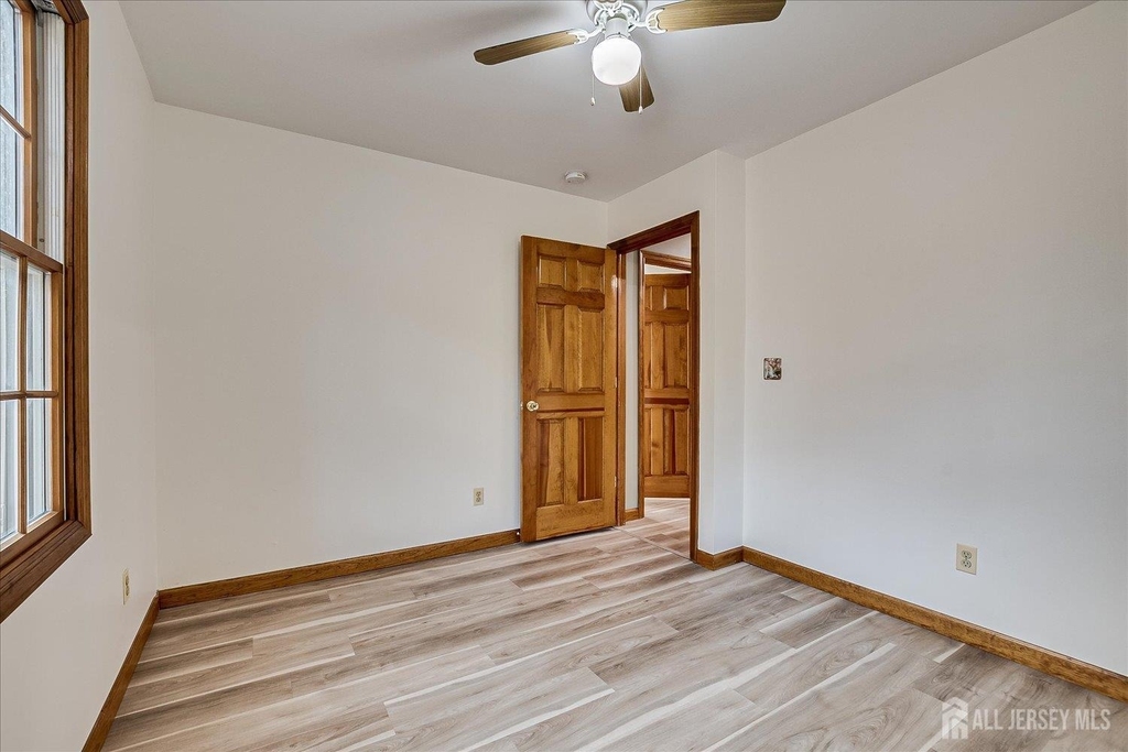 23 Cardownie Street - Photo 19
