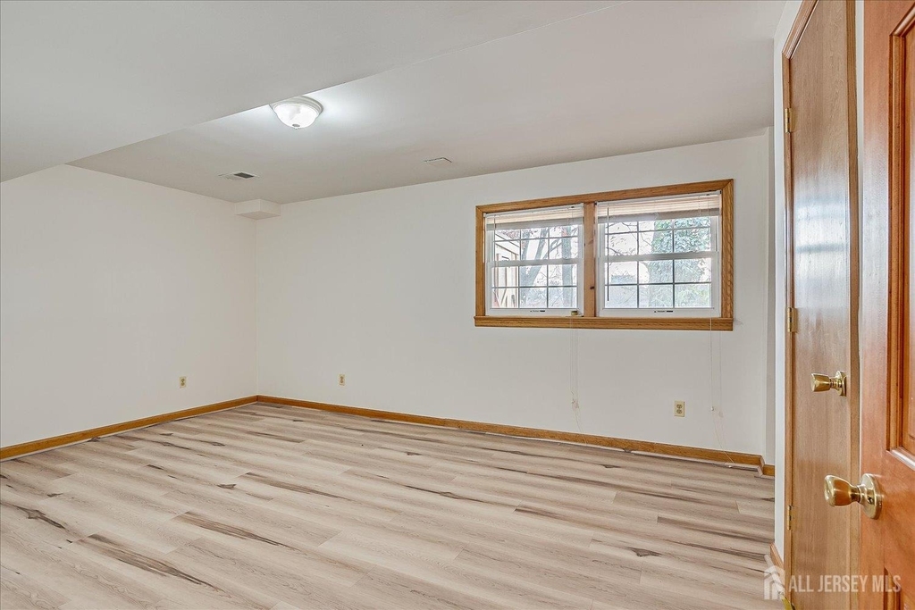 23 Cardownie Street - Photo 25