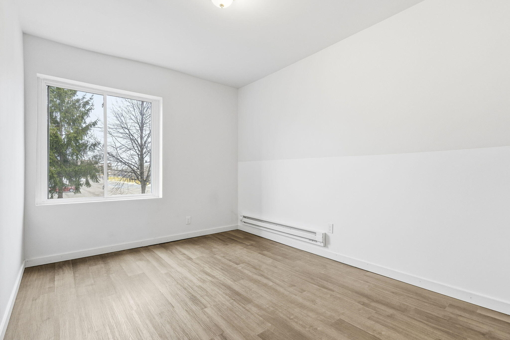 3295 Rochester Street - Photo 8