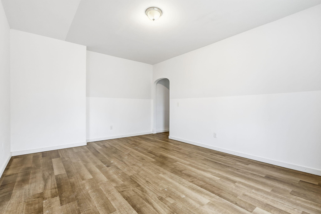 3295 Rochester Street - Photo 4
